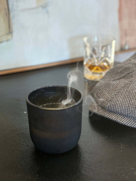 black ribbed jar 'The Gentlemen Candle '